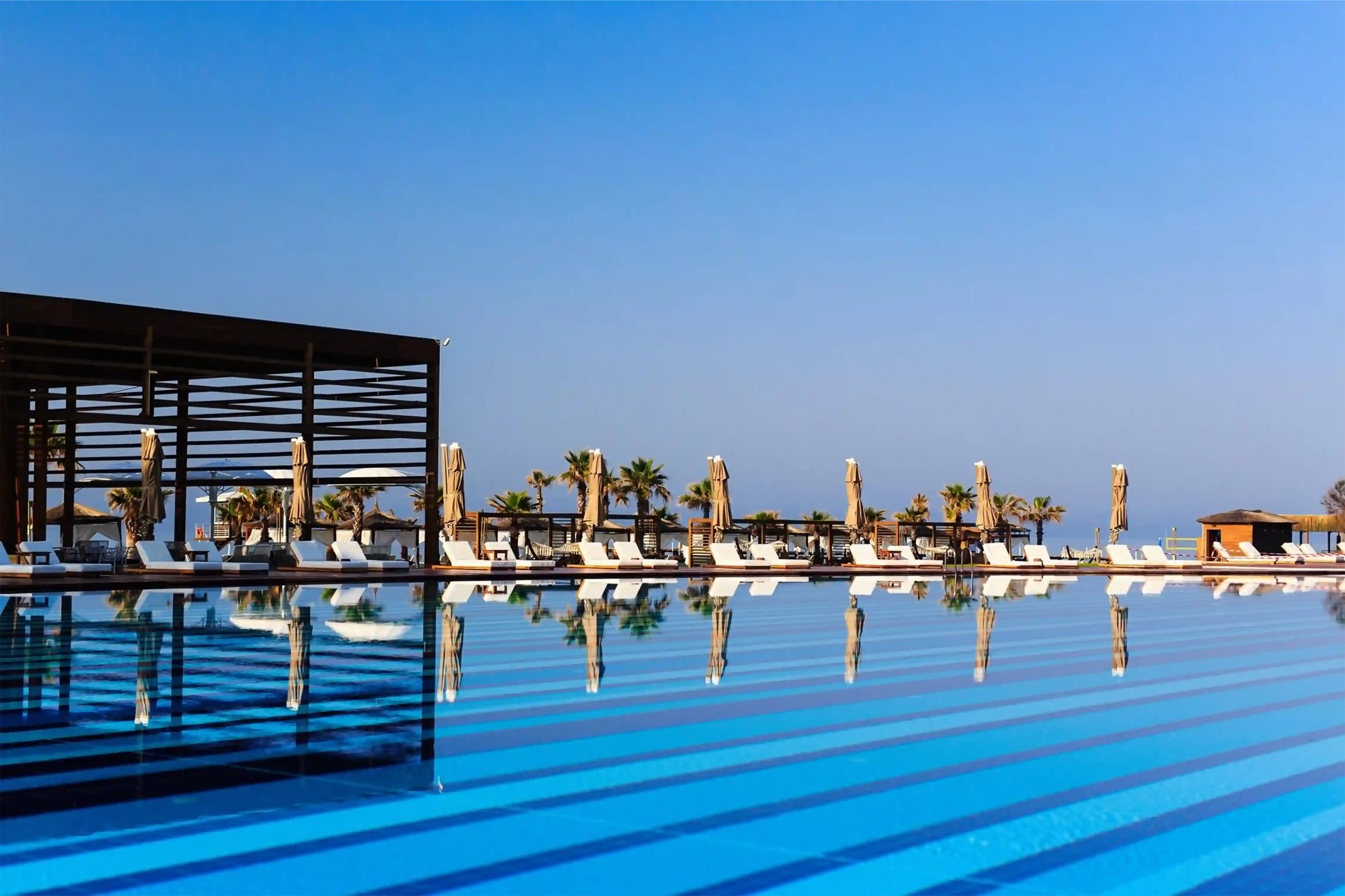 From Recovery to Growth: Reinventing Performance for a Luxury Hotel Chain